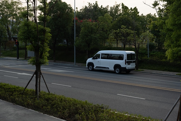 DƬ10.jpg