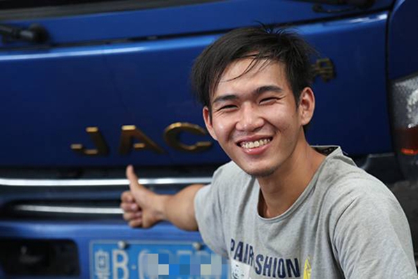 DƬ9.jpg