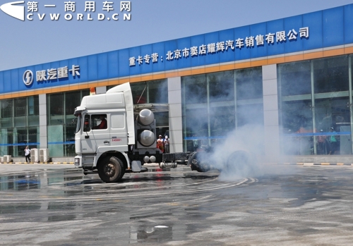 6.卡車特技表演之燒胎表演.jpg