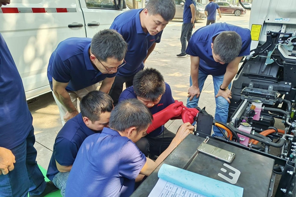 DƬ15.jpg