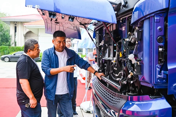 DƬ15.jpg