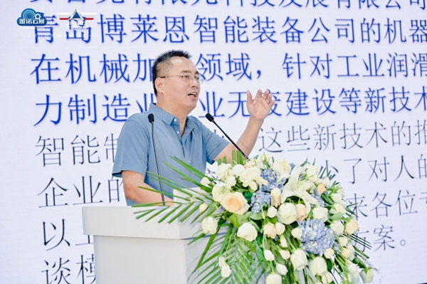 DƬ40.jpg