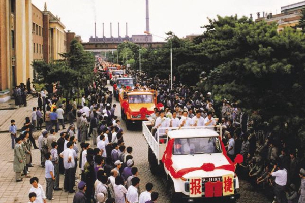 DƬ40.jpg