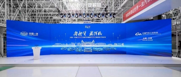 DƬ51.jpg