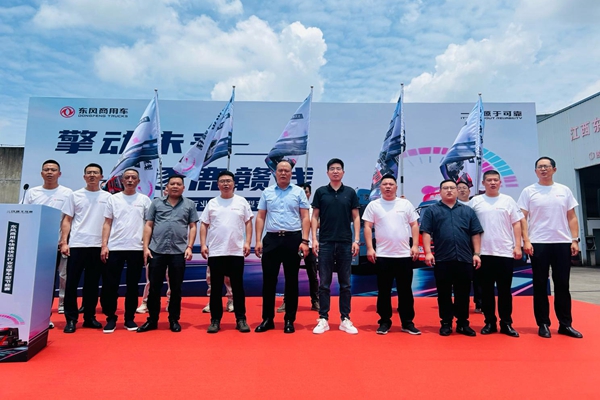 DƬ14.jpg