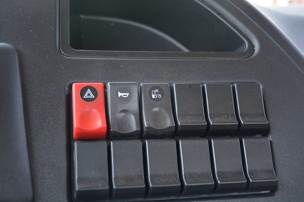 M3000 (19).jpg